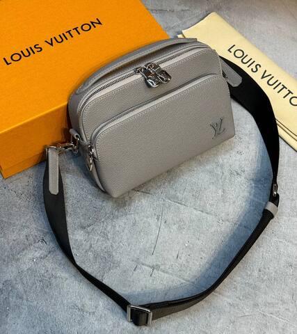 Сумка-мессенджер Louis Vuitton Avenue серый