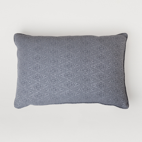 ПОДУШКА ДЕКОРАТИВНАЯ ORIGAMI SHARK