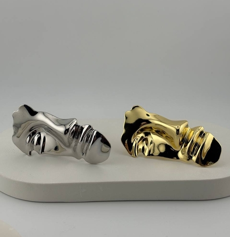 Кольцо в стилистике Schiaparelli HALF FACE