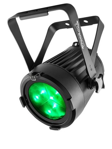 CHAUVET-PRO COLORado 2-SOLO Светодиодный RGBW прожектор 3х40Вт RGBW LED, zoom 7-42