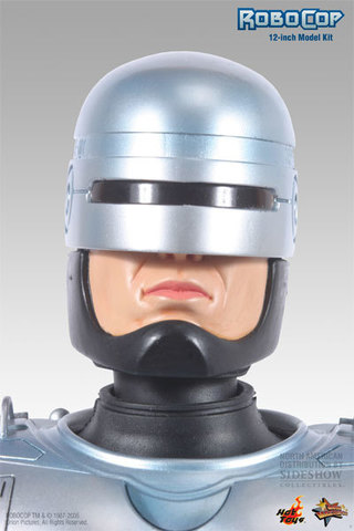 Robocop 3 With Gun Arm Model Kit