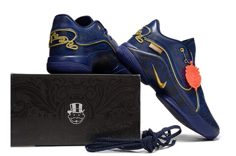 Monopoly x Nike LeBron 22 'Token' 