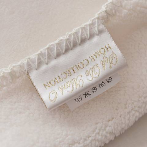 Покрывало 220х240 Sofi De MarkO София молочное