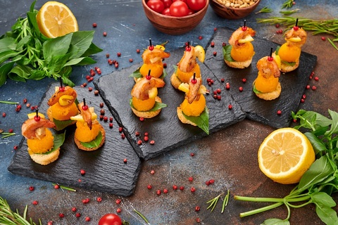 Канапе креветка с тыквой, 20 шт.