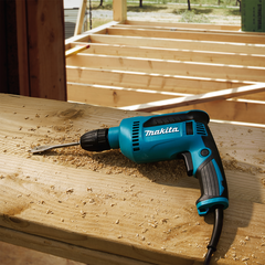 Дрель Makita DP4021