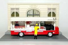 Sovam Etalmobil 1966 Diorama: Street Mobile Vendor Altaya 1:43