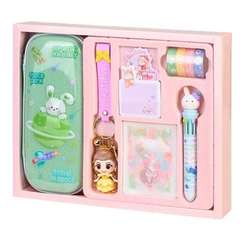 
          Канцелярский набор Basir с пеналом, брелоком, 10-ти цветной ручкой, наклейками, блоком для записей и скотчем, серия "Принцесса", ассорти