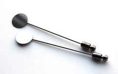 Основа для броши 70 мм с круглой площадкой 14 мм, покрытие темный родий