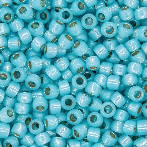 Японский бисер TOHO Round 8/0 (№PF2117), с внутренним серебрением, полупрозрачный глянцевый