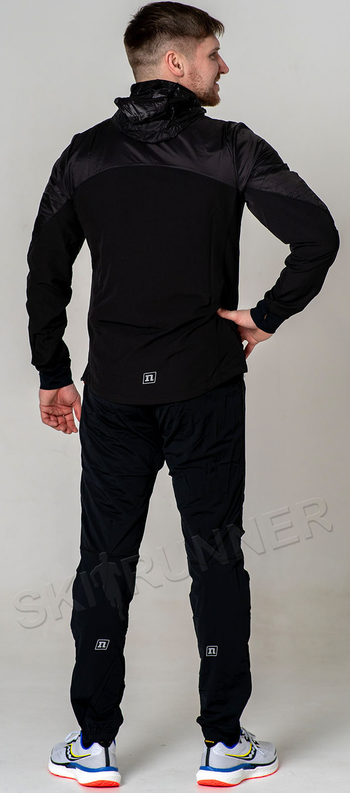 Куртка ветрозащитная Noname WindRunner Jacket UX black 22 2001215-0001 ...