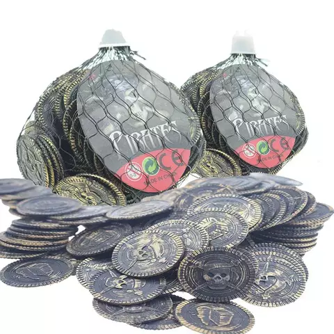 Пиратские монеты бутафория