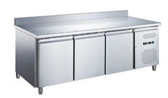 Охлаждаемый стол Hurakan HKN-GN3TN-SB