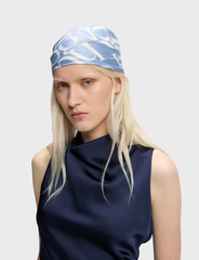 Платок HUGO Auraize 90*90