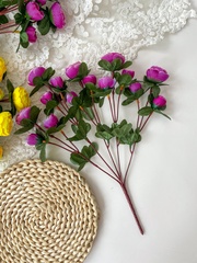 Камелии-розочки искусственные, Желтые и сиреневые, 36 см, около 60 бутонов в наборе, набор 4 букета.