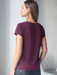 Нарядная футболка с блестящим принтом пайетками  D49.135 (132797)