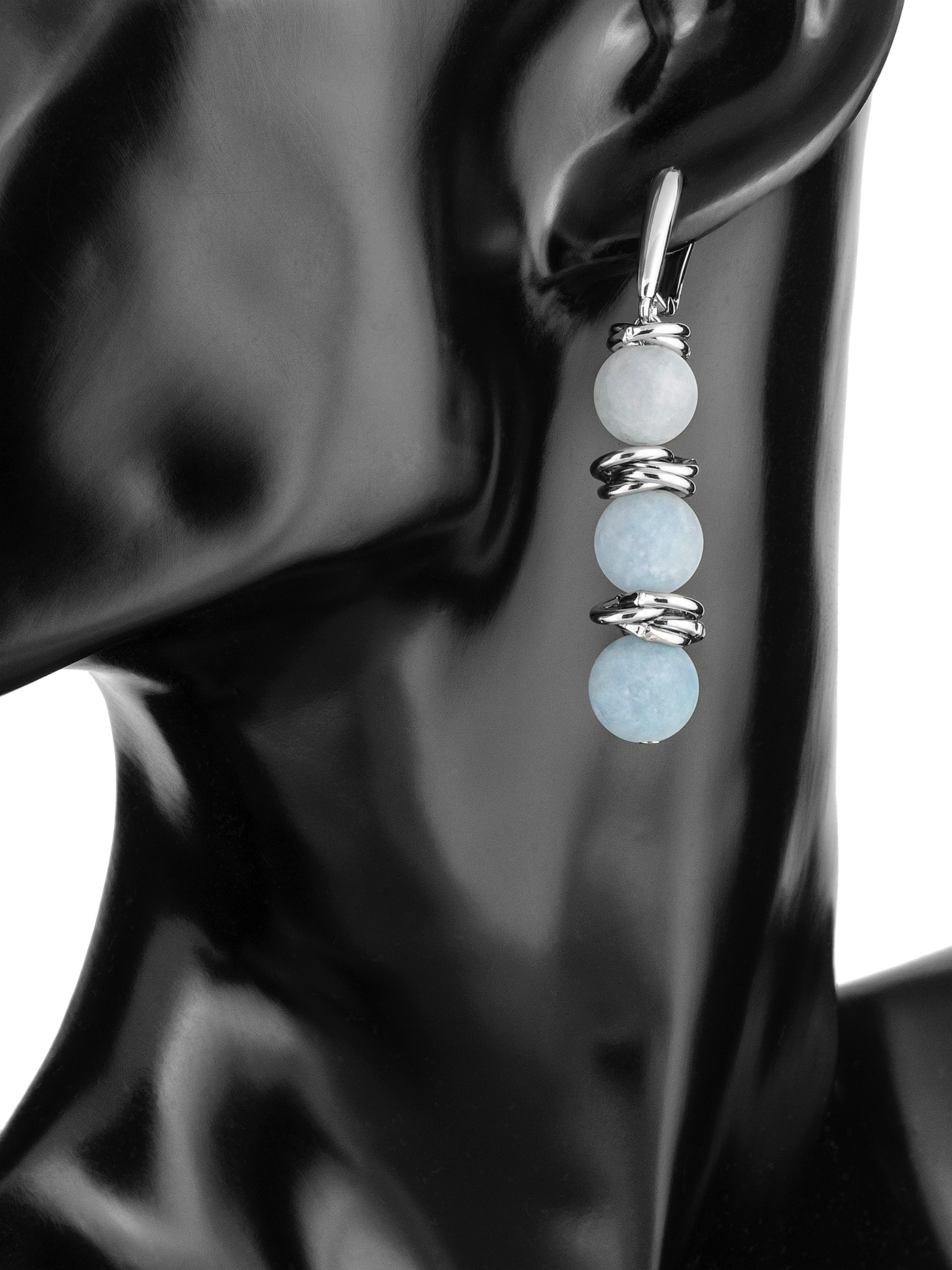 Матовые длинные серьги с аквамарином