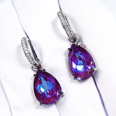 sergi-iz-serebra-s-podveskoj-kaplya-fioletovyj-kristall