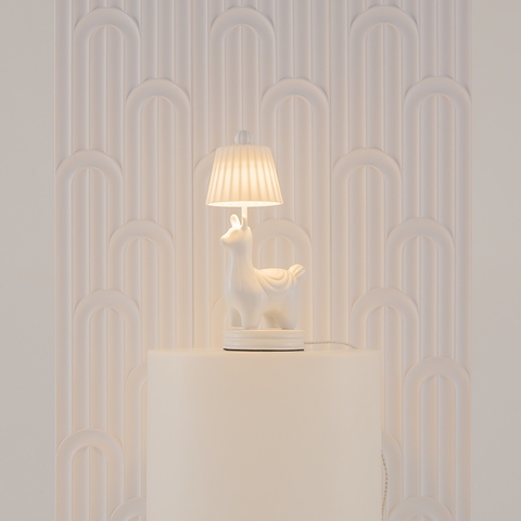 Настольная светодиодная лампа Maytoni Senor Alpaca MOD377TL-L5W3K