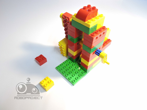 Инструкции по сборке забавных роботов из Lego Первые механизмы