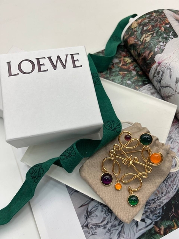 Брошь Loewe