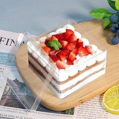 Квадратный пластиковый контейнер под макси трайфл 350 мл с крышкой