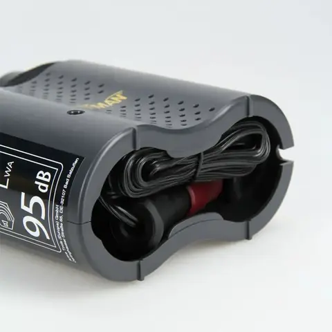 Автомобильный поршневой компрессор AirMan Tour Tire Inflator