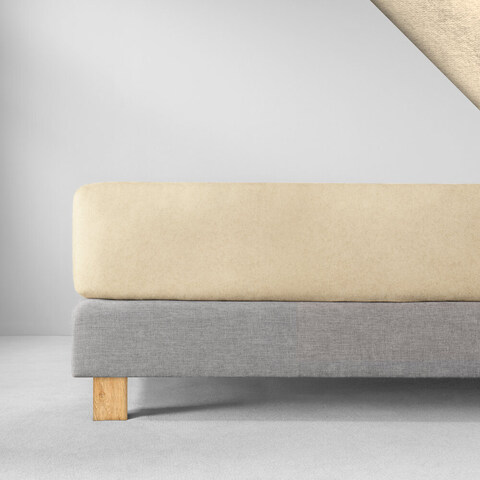 Велюровая простыня на резинке 200x200 Estella 230 natur бежевая