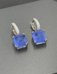 33372 - Серьги из серебра 925 с квадратными сиреневыми подвесками