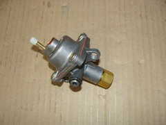 Клапан топлив. редукц. дв.409,40522,4213 (под трубку) Пекар