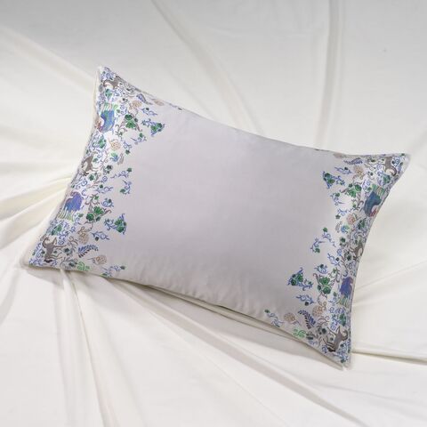 Наволочка 50x70 Mollen Цветок папоротника жемчужно-белая шелковая