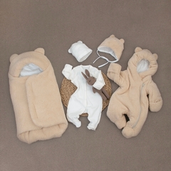 Демисезонный комплект на выписку 5 предметов