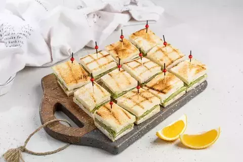 Мини-сэндвич с масляной рыбой, 12 шт.