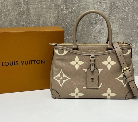 Сумка Louis Vuitton Trianon PM бежевый