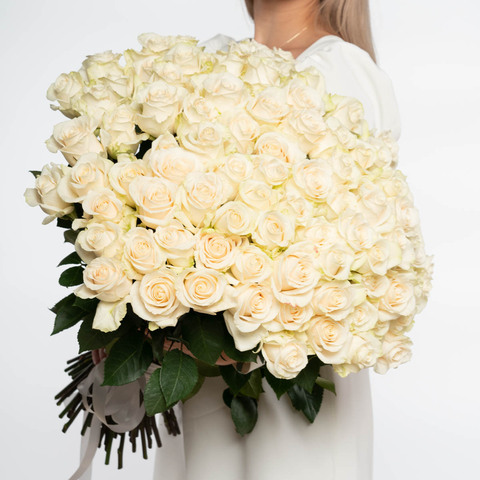 Букет 101 белая роза Эквадор