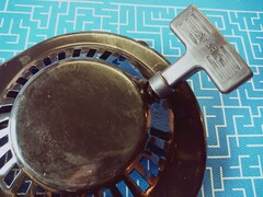 Стартер ручной UNITED PARTS для GG950/DPG1101i плоские метал. собачки (90-0496)