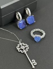 33372 - Серьги из серебра 925 с квадратными сиреневыми подвесками