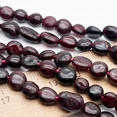 Гранат бусины, галтовка, размер около 6-9 мм, цена за нить 40 см