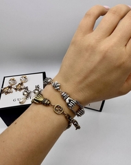 braslet-cepochka-s-rukami-u-vintazhnom-stile-style-by-gucci