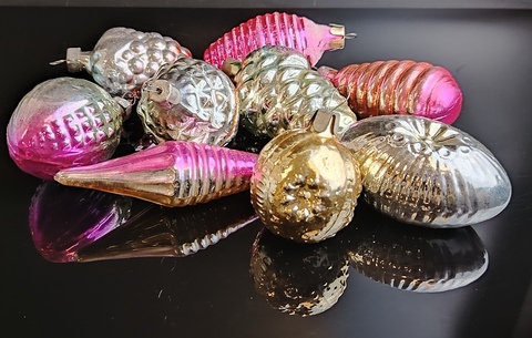 Ёлочные игрушки набор из 9 разных штук, сосульки, шарики, фигурки, стекло, подвесные, ручная роспись, винтаж СССР 1970-1990 гг