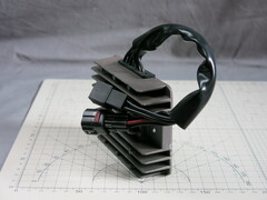 Реле регулятор Suzuki VL1500 Intruder C1900 Boulevard C90 05-10