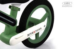 Беговел Rivertoys HB-003