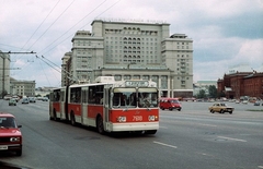 ZiU-10 ZiU-683 trolleybus red-white 1:43 Start Scale Models (SSM)