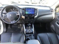 Магнитола для Mitsubishi L200 (2015-2018) Android 10 3/32GB QLED DSP 4G модель CB-2270TS18