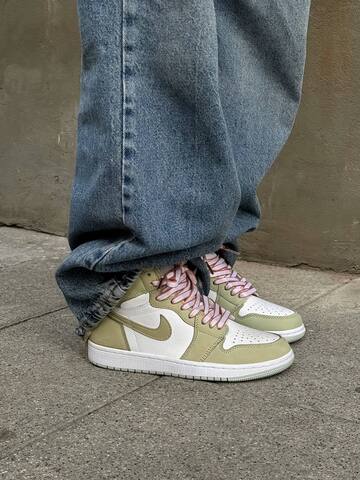 Nike Air Jordan 1 Mid