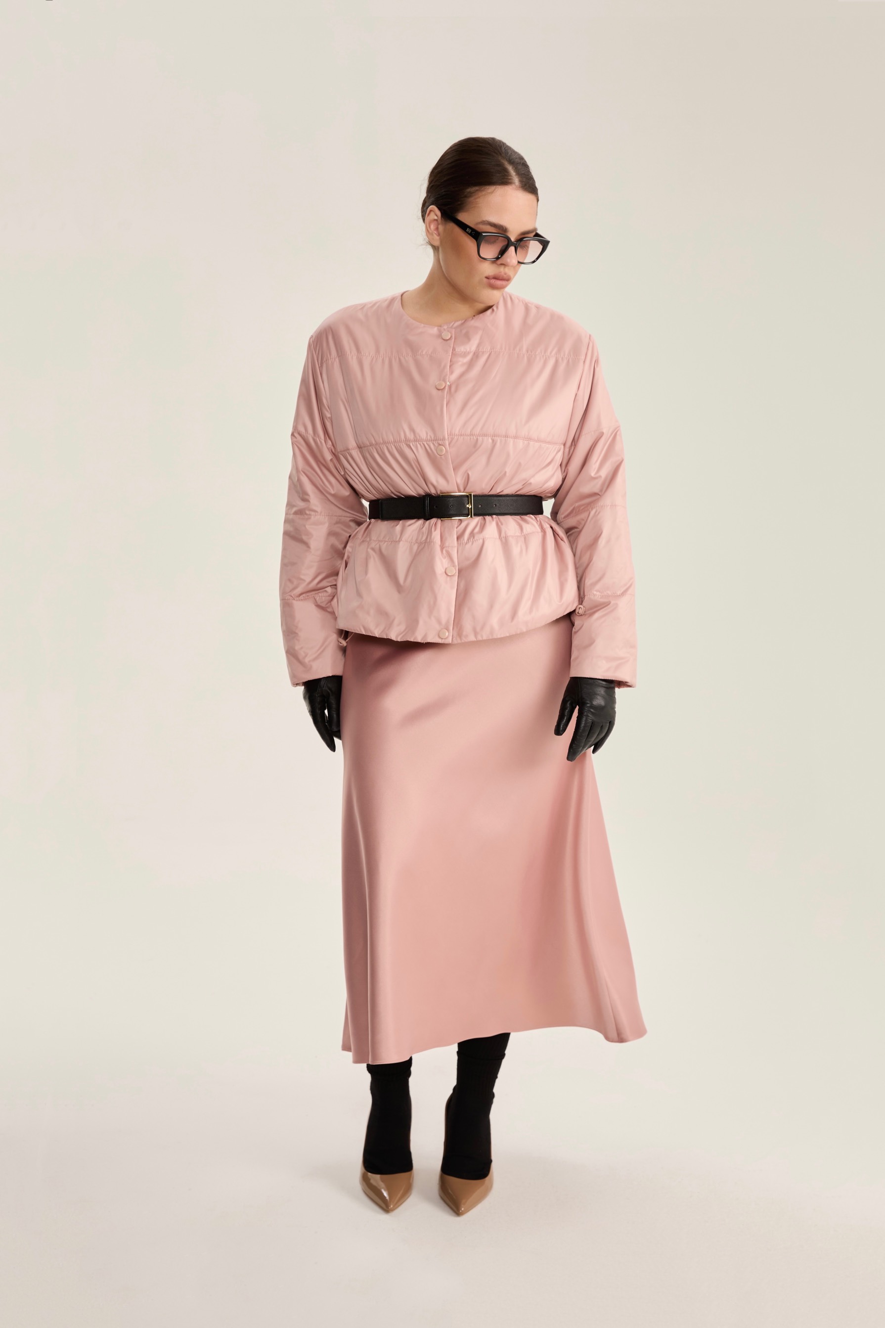 Юбка миди из атласа, пудра