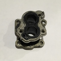 Адаптер ( переход ) карбюратора Husqvarna 135/135e 140/140e/435/440