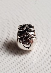 20867-podveska-sharm-meshok-s-dollaram-dlya-brasleta-pandora-poserebrenie