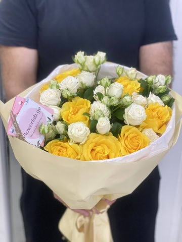 Yellow and White Roses