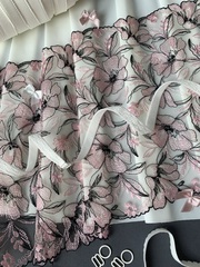 Вышивка на сетке розовая/черная 23 см