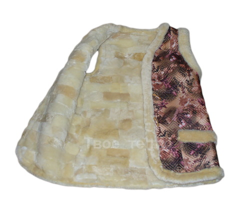 Женский шелковый жилет на кусковой овчине